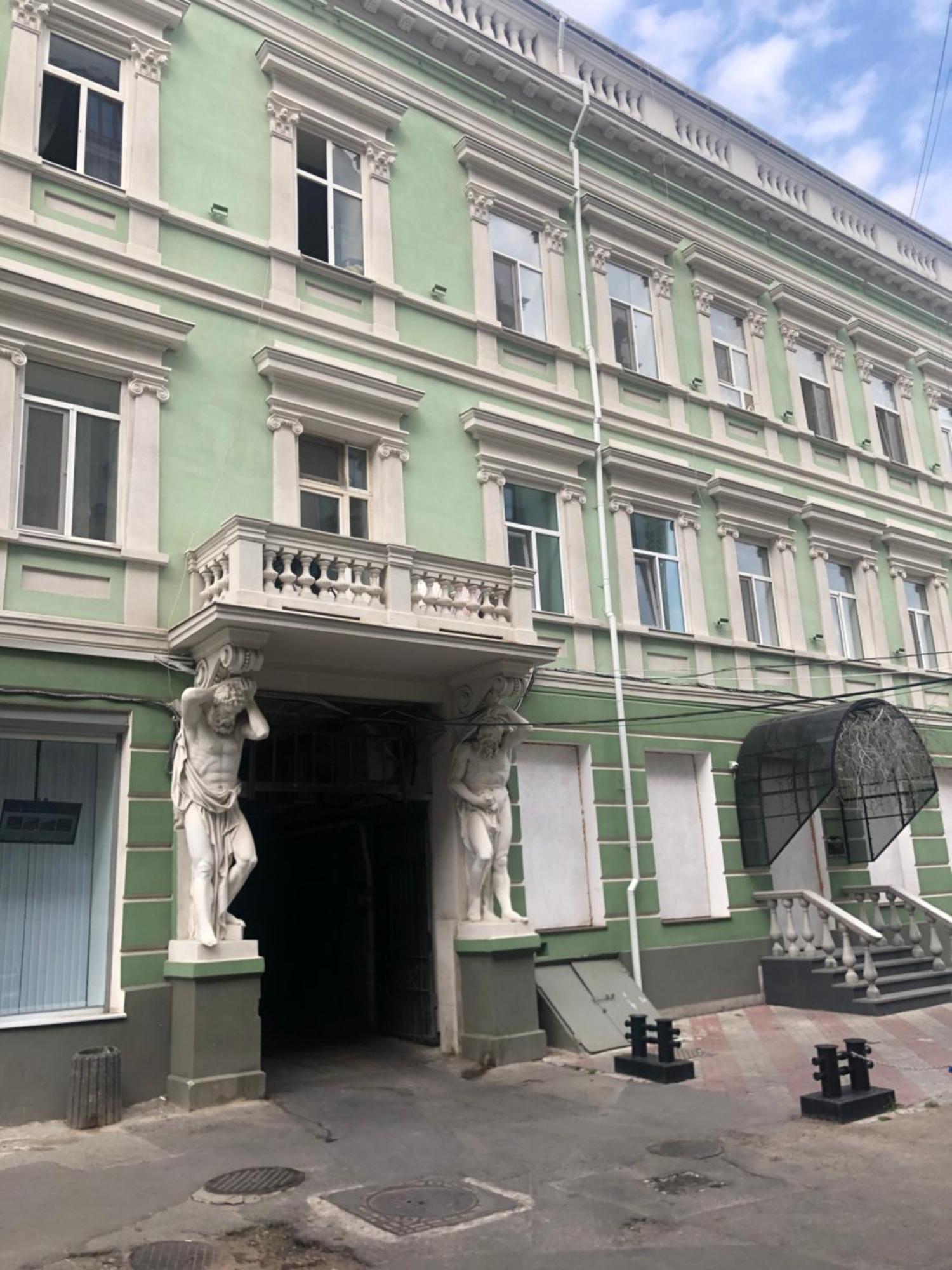 Студия На Дерибасовской 敖德萨 外观 照片